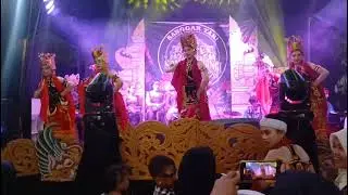 Tari jejer jaran dawuk oleh siswa/wi STSW Kat campur
