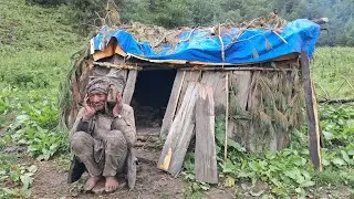 Most Beautiful Himalayan Village Life During The Rainy Day | Shepherd Organic Food Cooking |