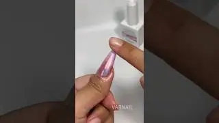 Gloss or Matte? 🧐 Velvet Cat Eye Gel + Liquid Chrome MLP06 #varnail #nails #nailinspo