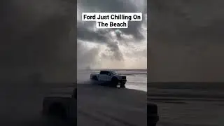 Ford Beach Vibes - Don't you love Flying on the beach. Beach Bums