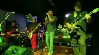 Santa Monica - Everclear Cover - with TRICK SHOT band