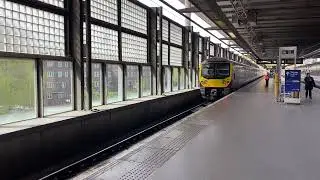 EMR Class 360 leaving saint pancreas station