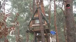 Police break up protest camp of Tesla opponents in forest near Gr&uuml;nheide factory