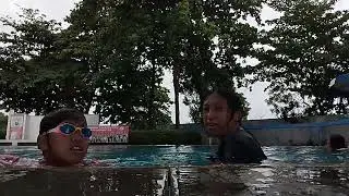 Lomba renang bareng Duma