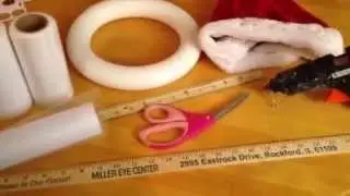Santa Tulle Wreath Tutorial