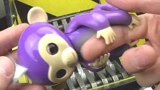 Experiment Shredding Fingerlings Surprise Baby Monkeys Toy