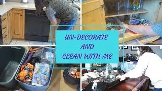 CLEAN AND UN-DECORATE WITH ME - STORING HALLOWEEN DECOR  2018