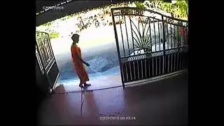 Malaysia Robbery caught on CCTV