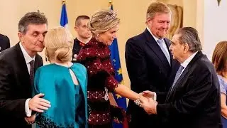 King Willem Alexander and Queen Maxima arrival at the dinner banquet #Dutchroyals #royalty