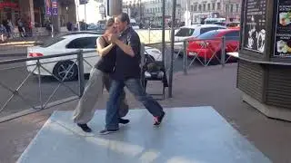 Sonya Doross y Dima Antonyuk bailando 