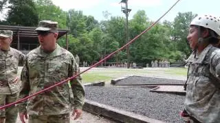 Commander of FORSCOM Visits Fort Knox