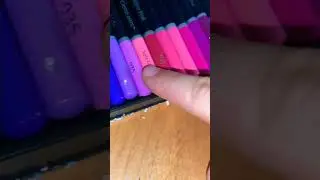 I used Castle vs Prismacolors pencils !!!!