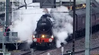 Midland Interlopers on 'The Christmas White Rose I' - LMS 44871 and 6233 - 16/12/21