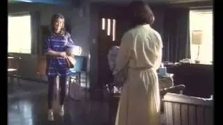 Opening to Scream UK VHS (1997)