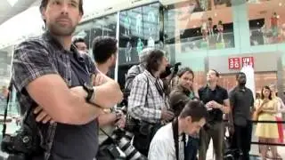 Wonderbra Ultimate Strapless Behind The Scenes