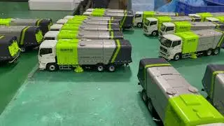 Zoomlion scale street sweeper miniature for gift #zoomlion #scalemodel #streetsweeper #sweeper