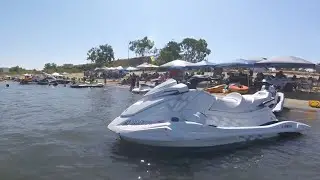 Yamaha VX Cruiser HO  Top speed run.