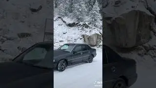 Snow falling in Saudi Arabia tabuk neom 😇😇&hearts;️🇸🇦 ❄️