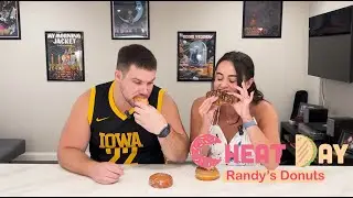 Best Donuts in Los Angeles Review | Randy's Donuts
