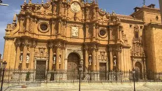 09:30 h: Santa Misa en la Solemnidad de la Virgen de las Angustias. S.A.I. Catedral de Guadix
