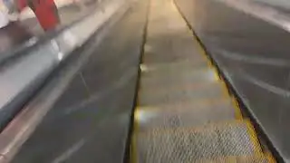 Timelaspe Unknown Brand Escalators at New Entrance 30th Street SEPTA Metro Station - Philadelphia PA