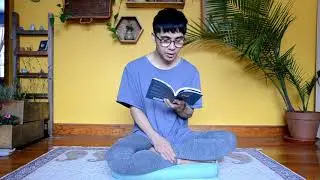 Ocean Vuong reads 'Queen Under the Hill'