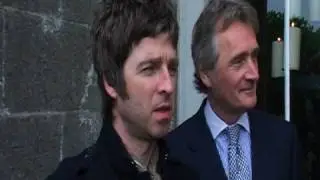 Oasis to Headline Slane 2009