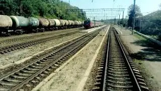 Тепловоз ТЭМ7А и электропоезд ЭД9М 041