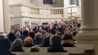 Щедрик лунає у німецькому місті Єна у Церкві миру. Хор Otto-Schott-Chor. 19.12.2022