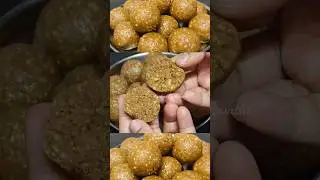 ഇത്രേം എളുപ്പമായിരുന്നോ ഇതുണ്ടാക്കാൻ | Snacks Recipe | Rava Snacks | Rava Laddu #shorts #ytshorts