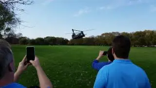 Chinook landing at Cantigny Park (4K)