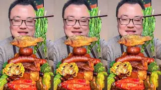 Let's Eat Braised Pork Ribs, Pig&rsquo;s Tails and Seafood Mix | Satisfying Home-Cooked ASMR Eating Show