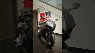 India's Largest Ducati Store!🏍💥🏁 #forzaducati #ducatipanigalev4 #ducatipanigalev4r #ducati #bike