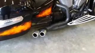 VicBaggers.com vicbaggers single sided exhaust. Vi