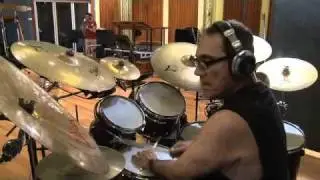 Herbie Hancock's La Tierra, featuring Juanes