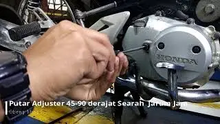 4. Memutar Clutch Adjuster 45-90 derajat Searah Jarum Jam_Kopling Bagian Mesin
