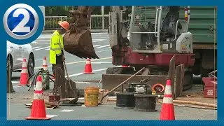 Crews work to repair 12-inch water main break in Aiea