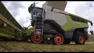 Lexion 8700 et Lexion 760 au ramassage de RayGrass !!!