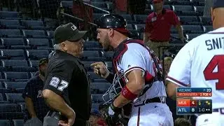 MIA@ATL: Flowers shows displeasure and is tossed