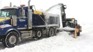 Trackless MT7 75&rdquo; Ribbon Snowblower With  Truck Loading Chute