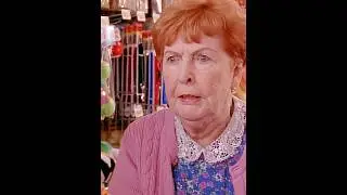 Todo funcionário já atendeu uma Karen assim 🎬 Série: Malcolm