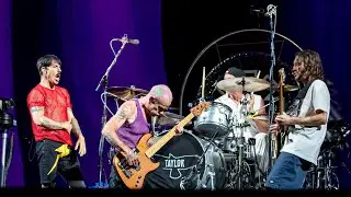 The Red Hot Chili Peppers are great and I'm sick of the hate 
