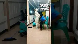 Dikejar pocong