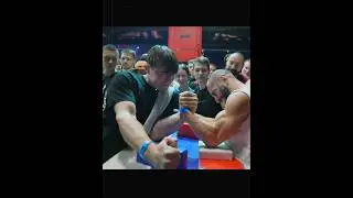 AKIMBO 69 ARMWRESTLING IN PUBLIC 💀😱 #treanding #armwrestling #akimbo #armwrestler
