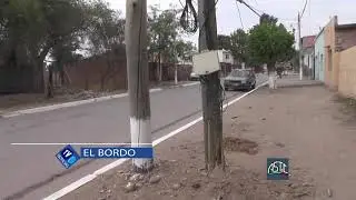 El Bordo - Poste quebrado sobre calle Mariano Moreno