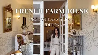 French Foyer Style & Secrets | Sconces, Bob&egrave;ches & Heirlooms