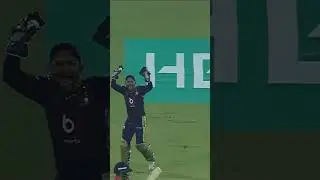 Odean Smith Gets Fakhar Zaman #HBLPSL8 #SabSitarayHumaray #QGvLQ #Shorts #SportsCentral MI2A