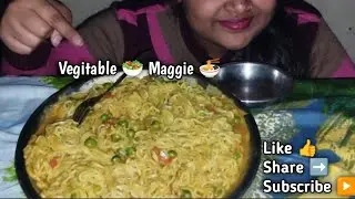 Eating 😋 Vegetable 🥗 Maggie 🍜 | ☘️ Mukbang 🤤| #maggi #maggie #noodles #spicy #shorts 