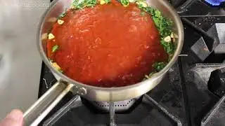 Authentic Italian Tomato Sauce 