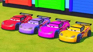 FARMING SIMULATOR 22: RACING CARS VS INSANE OBSTACLES! 🏎️ (GARAGE TRANSPORT CHALLENGE)